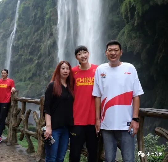 亚洲宅男精品一区在线观看