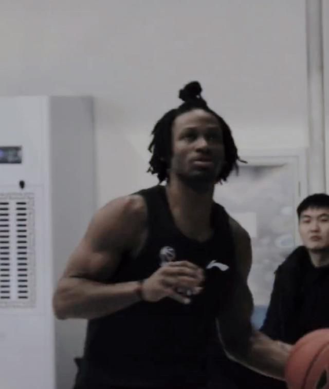 双性总裁羞涩坐莲h